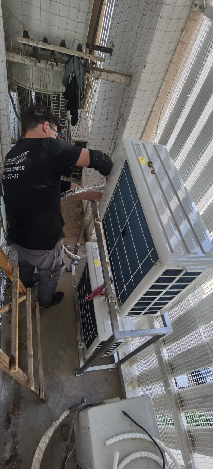 Аккуратный монтаж фреоновой трассы